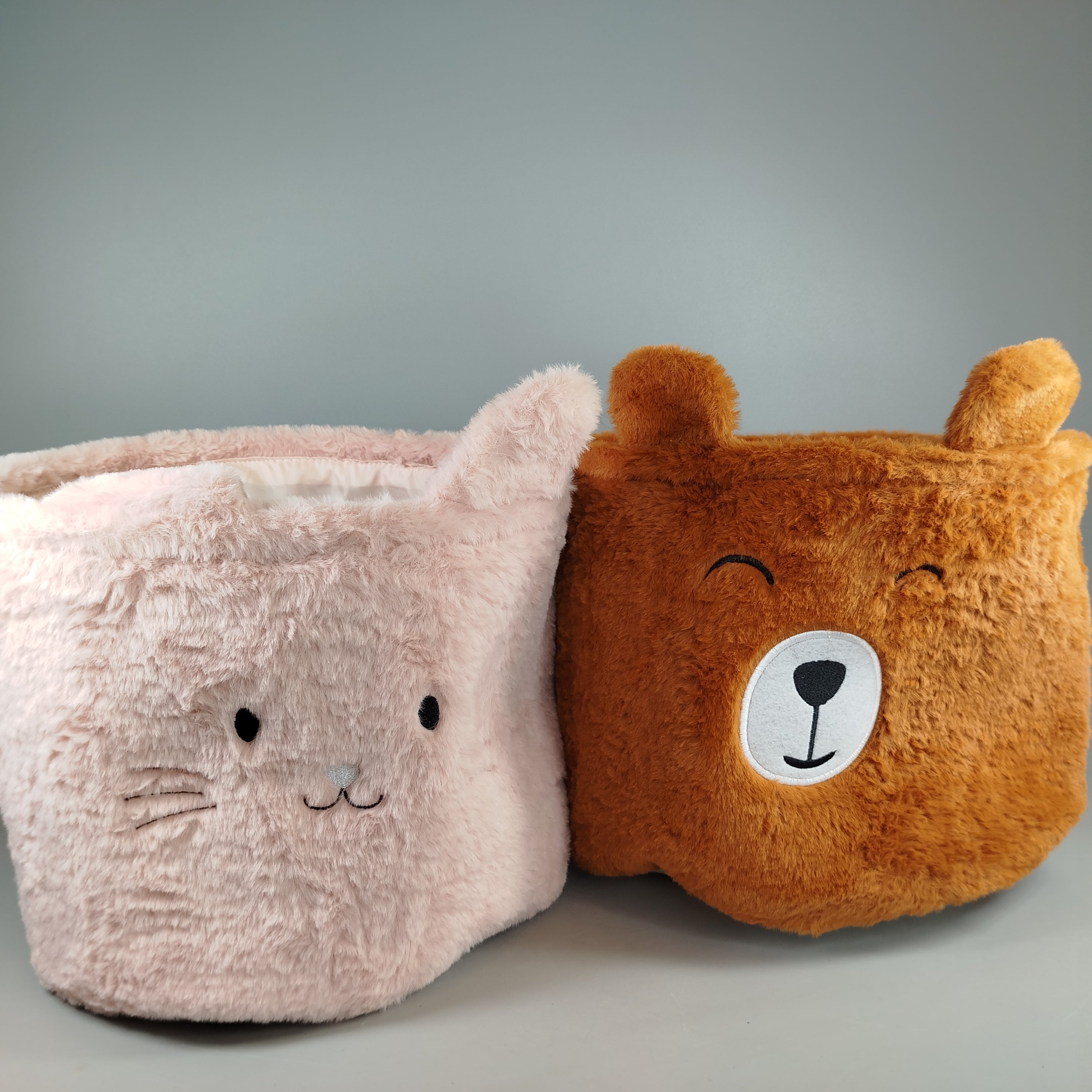 Stoff Aufbewahrungsbehälter Set von 2 für Kinder, guter Zustand